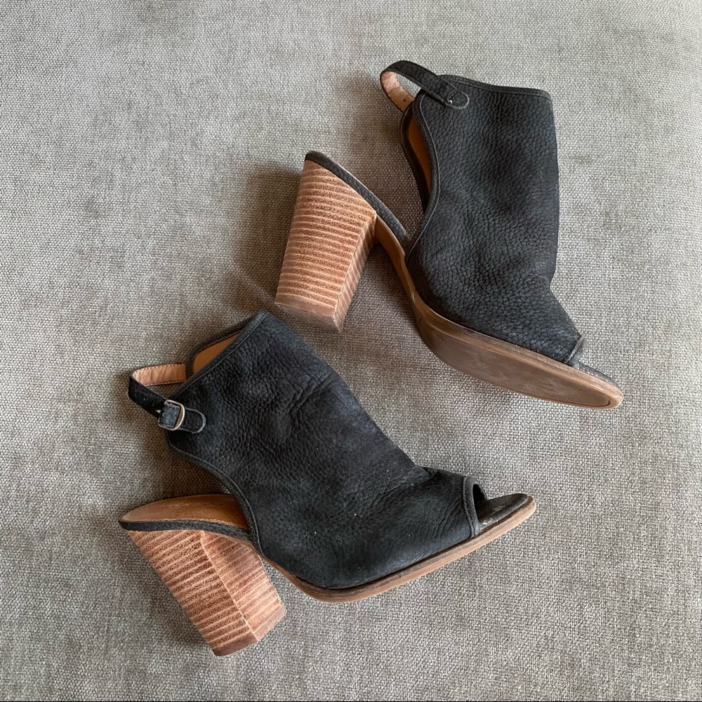 Lucky Leather Peep Toe Mule Block Heel Booties 9.5